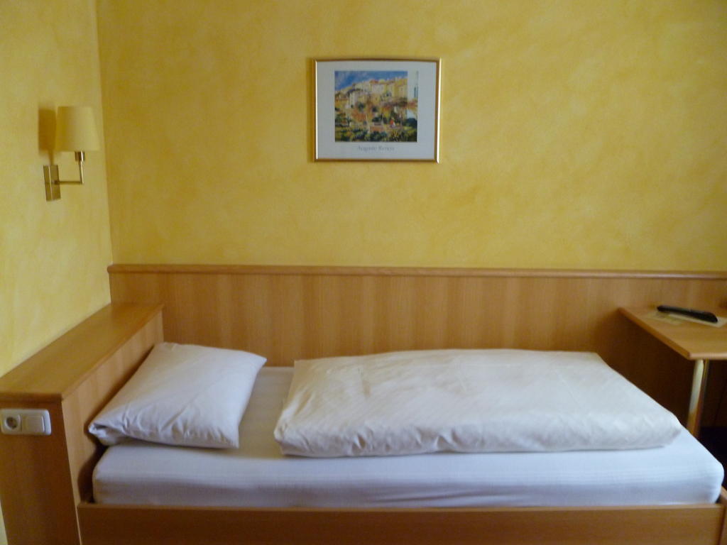 Gasthaus Zum Specht Hösbach Pokój zdjęcie